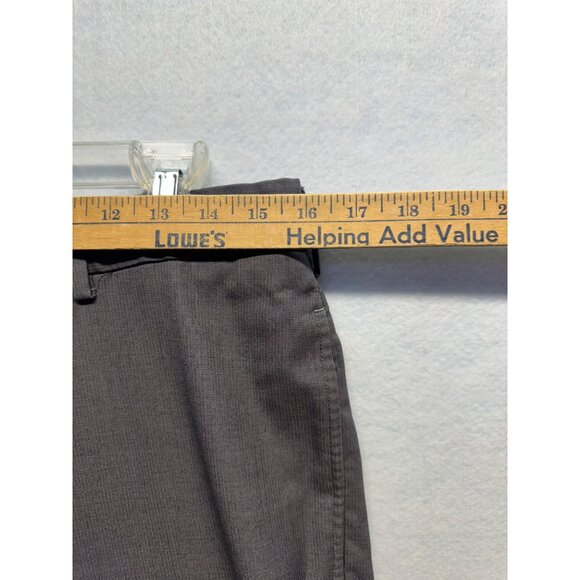 Van Heusen Mens Gray Dress Pants Size 32/30 Polyester & Rayon Blend - Picture 5 of 10